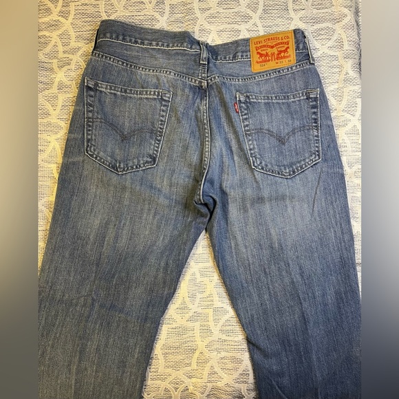 Levi's 514 Men's 33x32 Blue Jeans - Picture 1 of 4